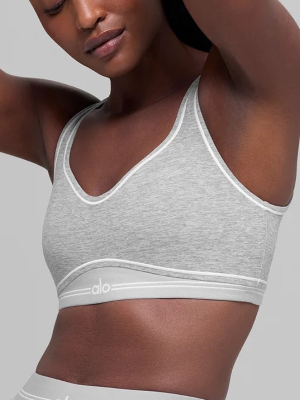 Alo Soft Heart Throb Sports Bra - Picture 2 of 5